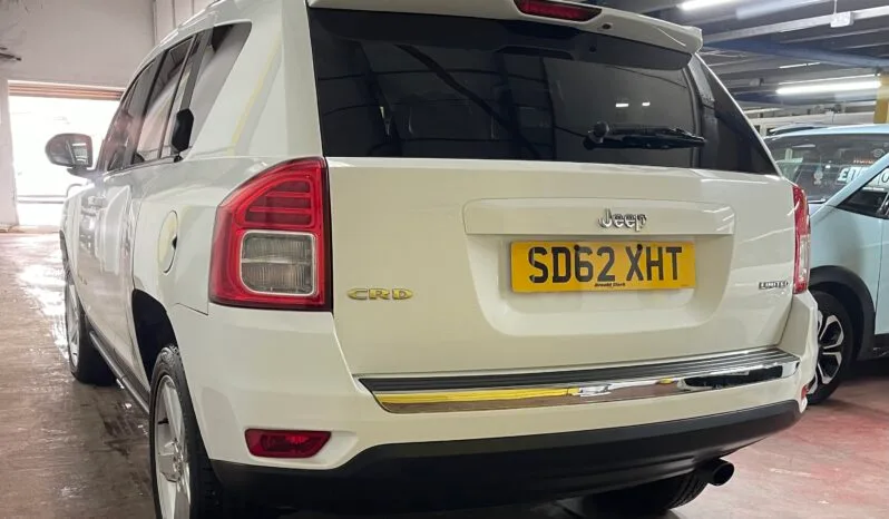 
2012 Jeep Compass White SUV full									