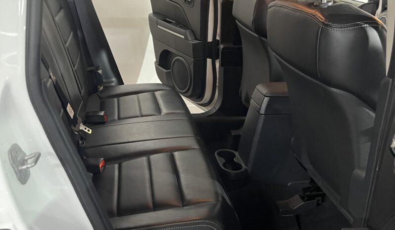 
2012 Jeep Compass White SUV full									