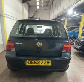 2003 Volkswagen Golf green Hatchback