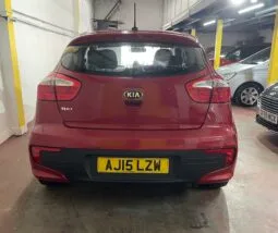 
2015 Kia Rio Red Hatchback full									