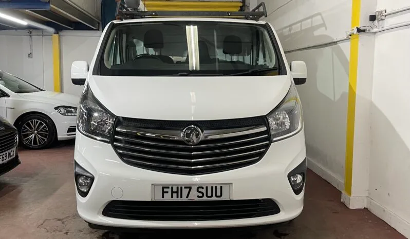 
2017 Vauxhall vivaro White Wagon full									