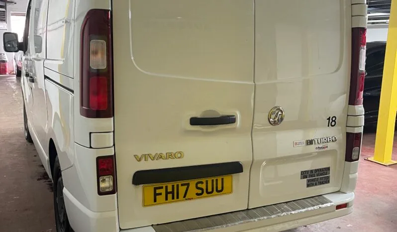 
2017 Vauxhall vivaro White Wagon full									