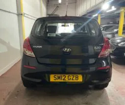 
2012 Hyundai i20 Black Hatchback full									