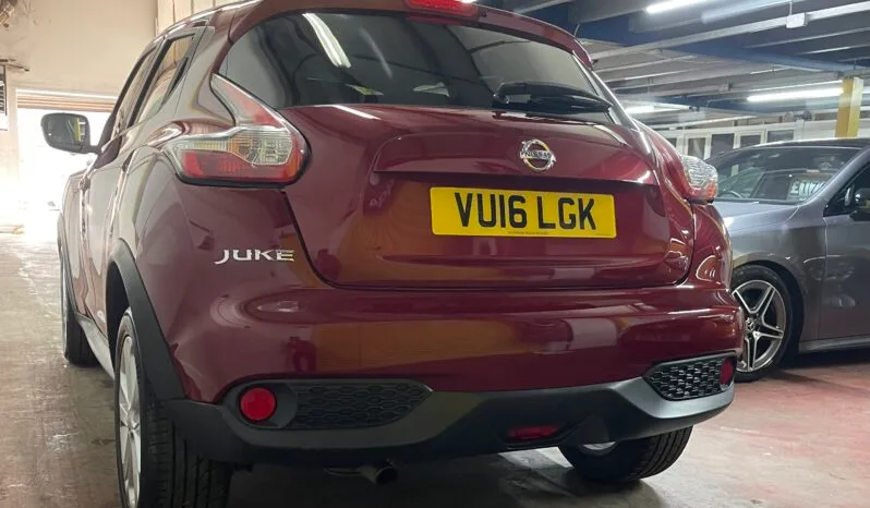 
2016 Nissan Juke Red SUV full									