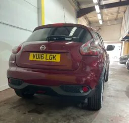 
2016 Nissan Juke Red SUV full									