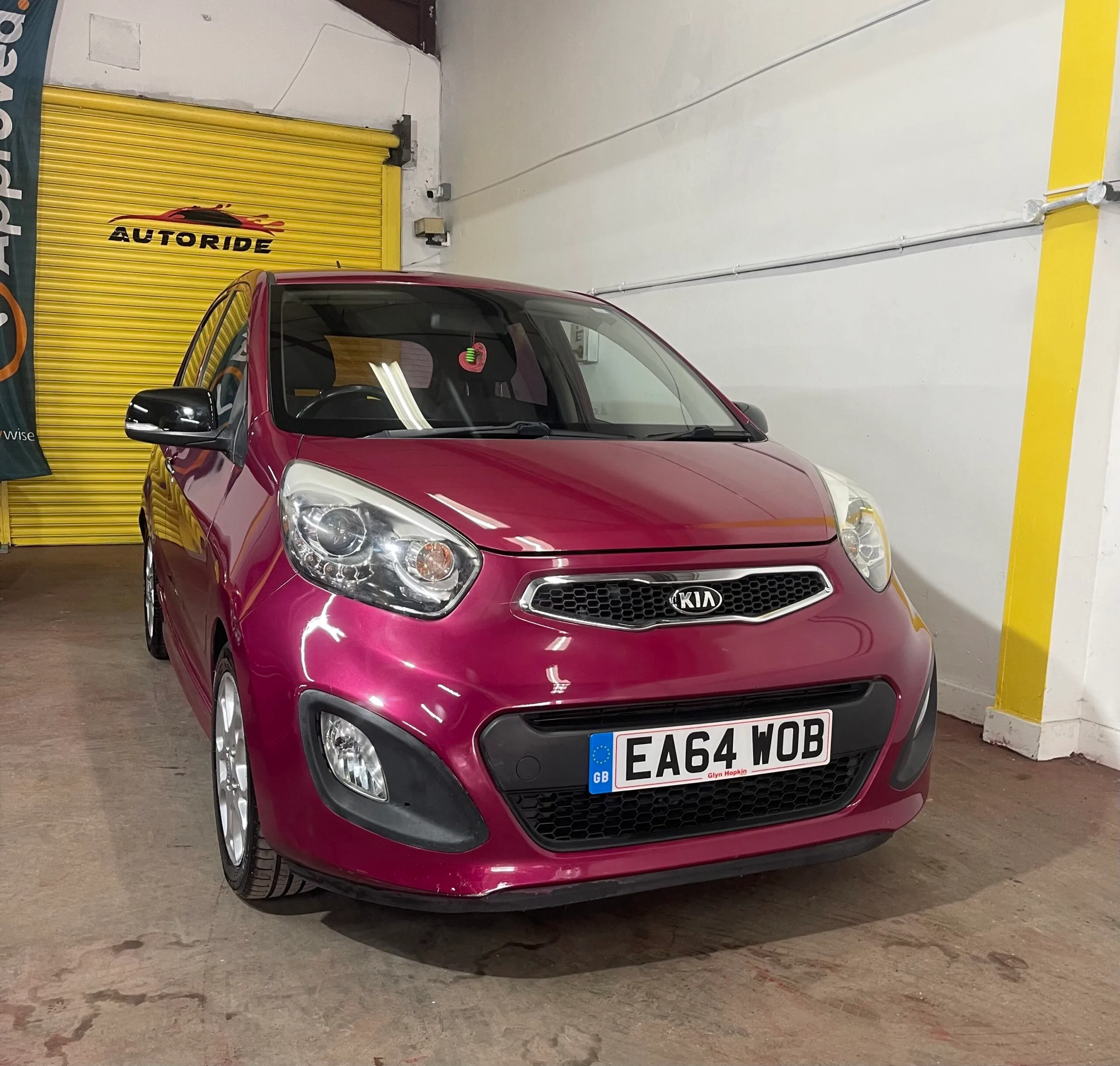 2014 Kia picanto pink Hatchback