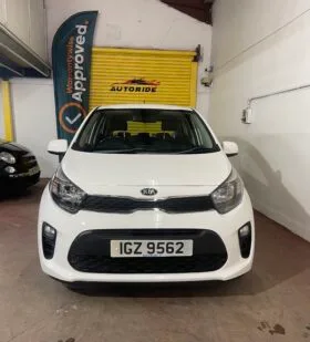 2018 Kia picanto White Hatchback