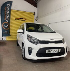 2018 Kia picanto White Hatchback