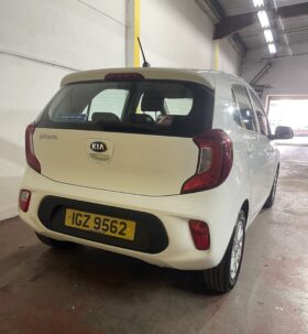 2018 Kia picanto White Hatchback