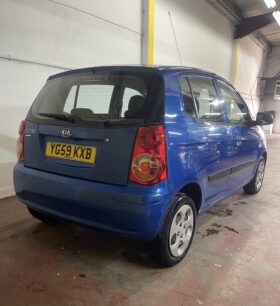 2009 Kia picanto blue Hatchback