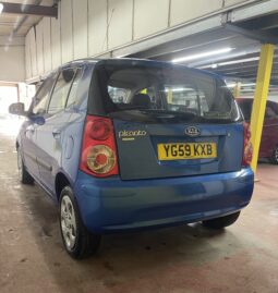 2009 Kia picanto blue Hatchback