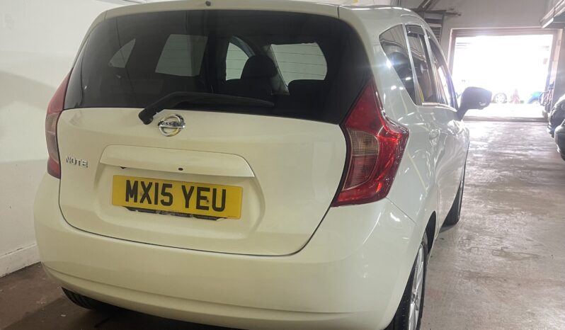 
2015 Nissan note White Hatchback full									
