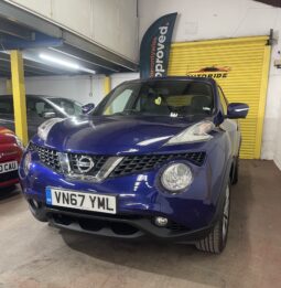 2017 Nissan Juke blue SUV