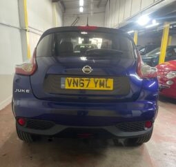 2017 Nissan Juke blue SUV