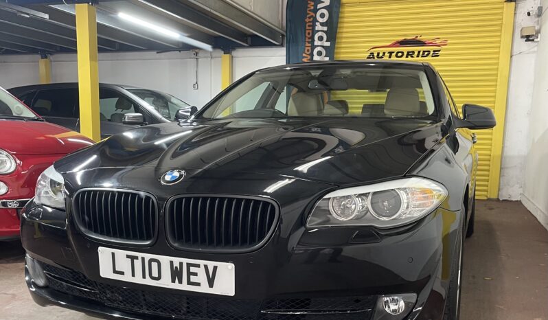 
2010 BMW 5 series Black Sedan full									