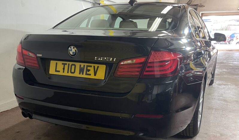 
2010 BMW 5 series Black Sedan full									