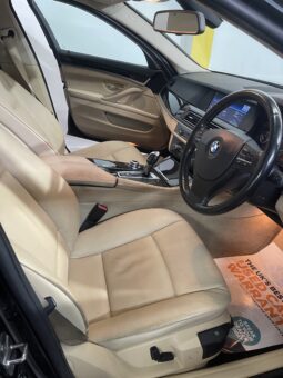 
2010 BMW 5 series Black Sedan full									