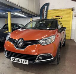 2016 Renault Captur Orange SUV