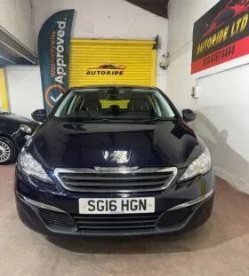 Peugeot 308 blue Hatchback