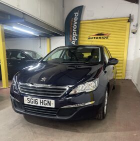 Peugeot 308 blue Hatchback