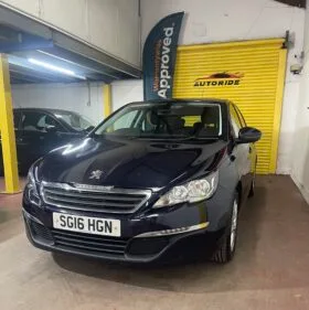 Peugeot 308 blue Hatchback
