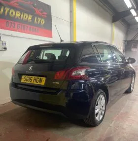 Peugeot 308 blue Hatchback